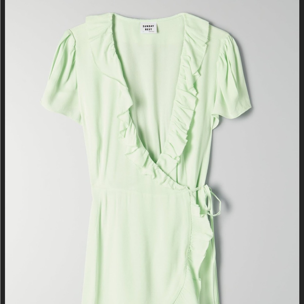 NWT Aritzia Sundays Best new ruffle wrap dress - Picture 2 of 5